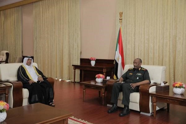 Al Burhan and Ambassador of Qatar Discuss Bilateral Relations