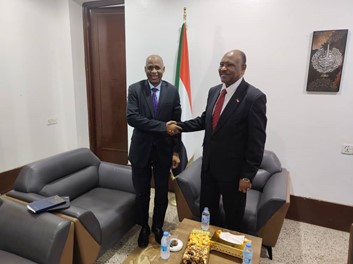 Foreign Minister Receives AU Delegation to Discuss Humanitarian Situation in Sudan