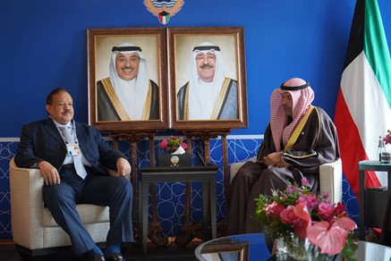 Foreign Minister meets his Kuwaiti counterpart