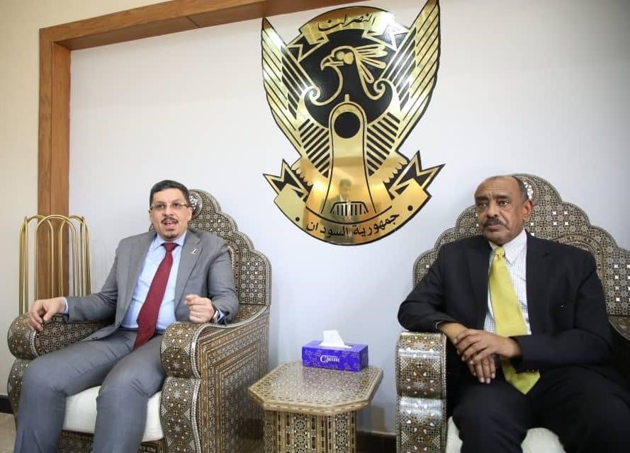 Foreign Minister of Yemen arrives in Khartoum