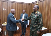 TSC President Commander in Chief of Armed Forces meets defectors from the terrorist Al Dagalo militia